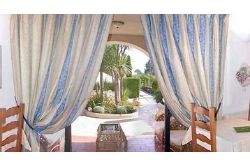 Francja Hotel Sainte Maxime, Zewnątrz